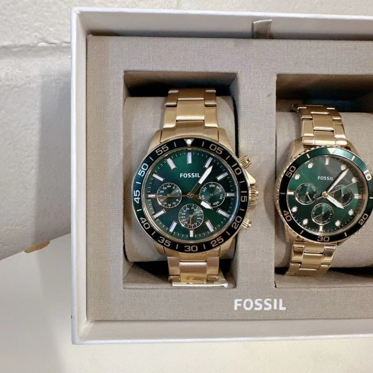 Fossil BQ2754SET His and Hers Multifunction Gold-Tone Stainless Steel Watch Fossil BQ2754SET His and Hers Multifunction Gold-Tone Stainless Steel Watch